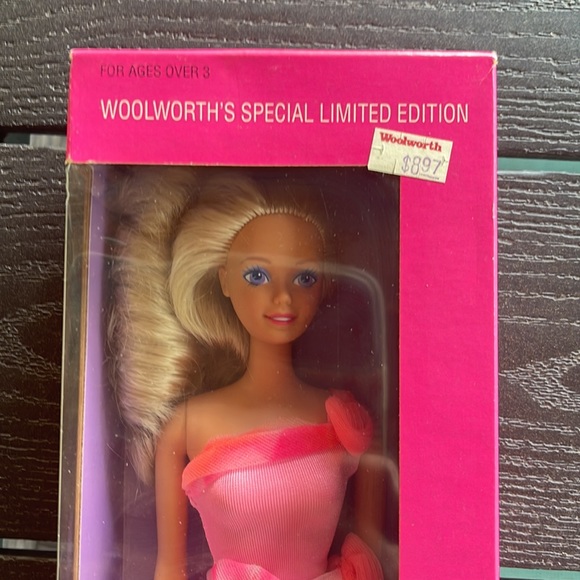 NRFB Vintage 1990 Woolworth’s Special Edition ~ Special Expressions Barbie 🌸 - Picture 2 of 11